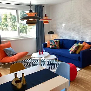 Brand New Cozy 10 Min To City Center Apartment